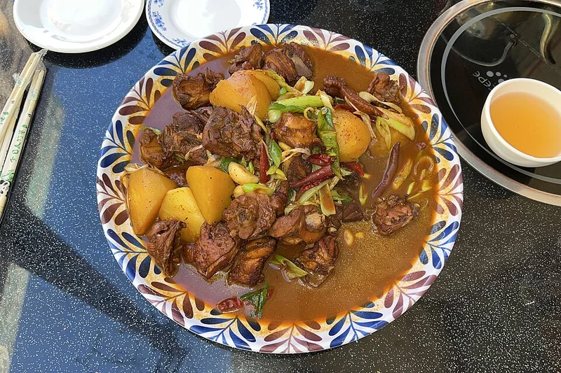 Da Pan Ji - Big Plate Chicken